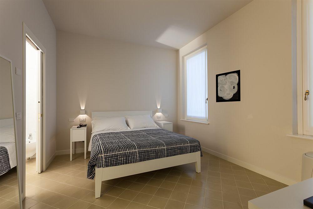 Hotel Forlanini 52 Parma Buitenkant foto